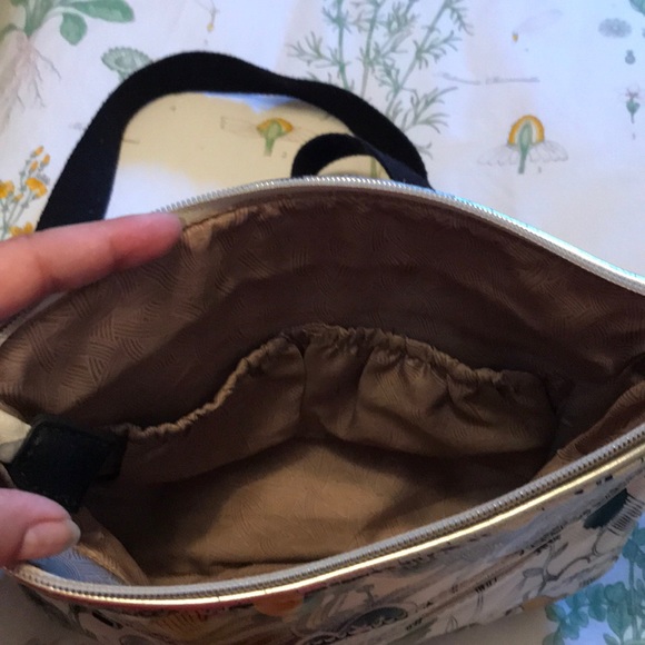 Sakroots crossbody bag - Picture 3 of 9